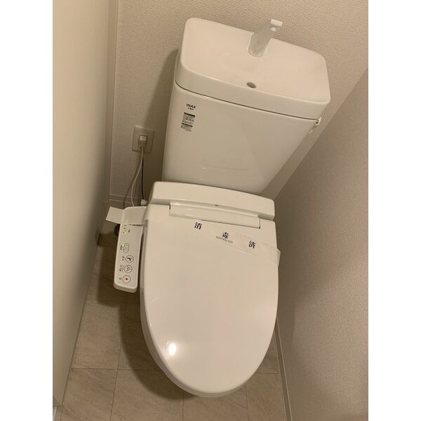 セレニテ堺筋本町プリエ 室内写真5
