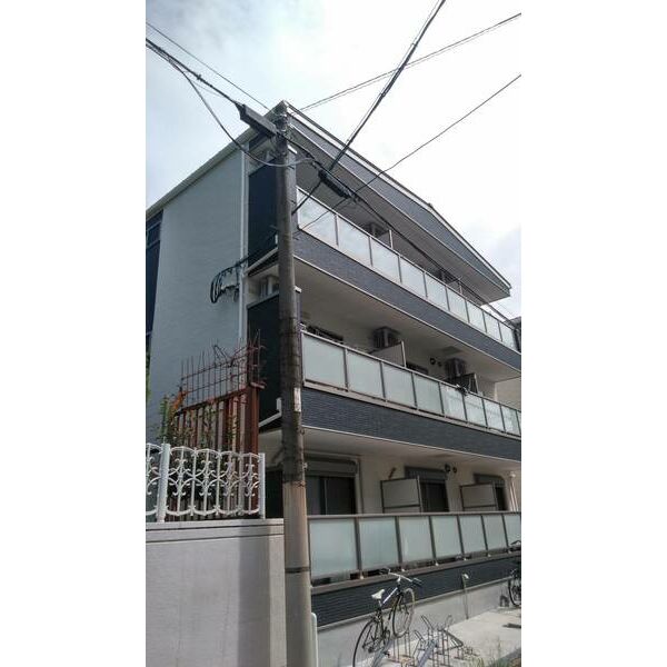 F asecia vida 建物画像