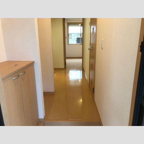 クレール四季彩の丘 弐番館 室内写真1