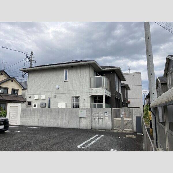 カルペスターレ 建物画像