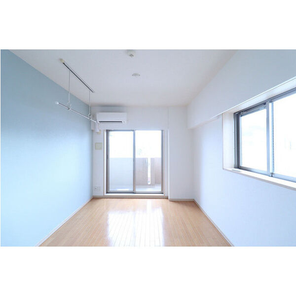 Gramercy Nipponbashi 室内写真1