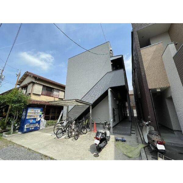 LIANGE 栄生(リアンジェサコウ) 建物画像