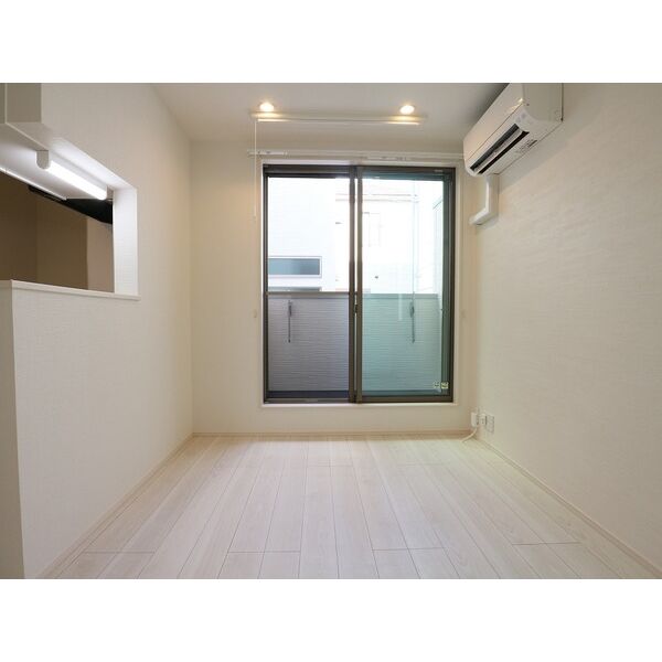 Grandtic D 室内写真1