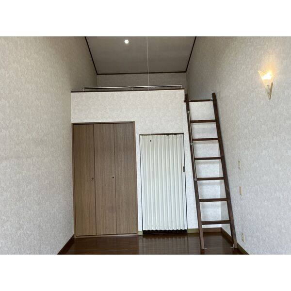 MID18 室内写真6