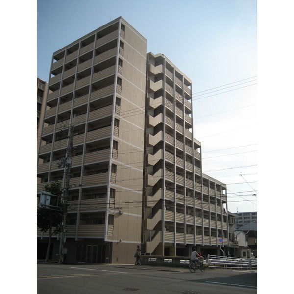 KDXレジデンス西大路 建物画像