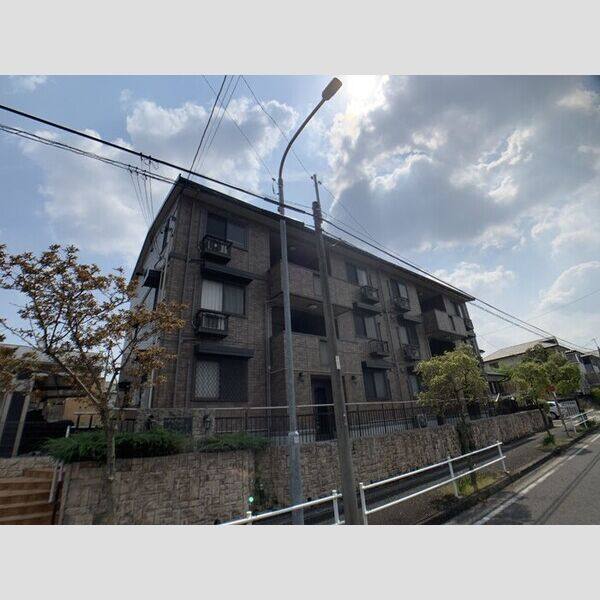 スリーOK 建物画像
