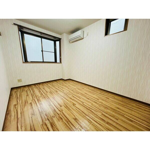 SQUARE FOUR 室内写真1