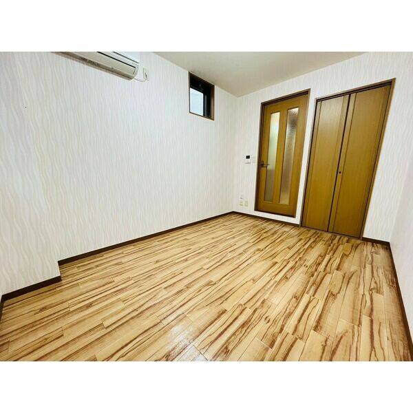 SQUARE FOUR 室内写真2