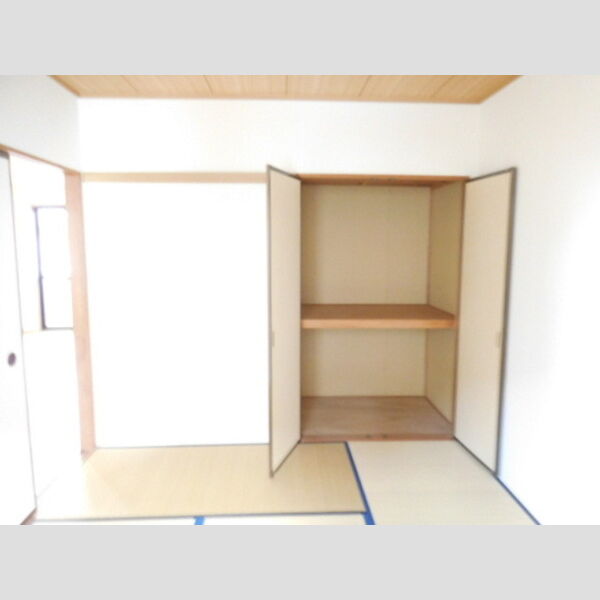 パインハイム B 室内写真8