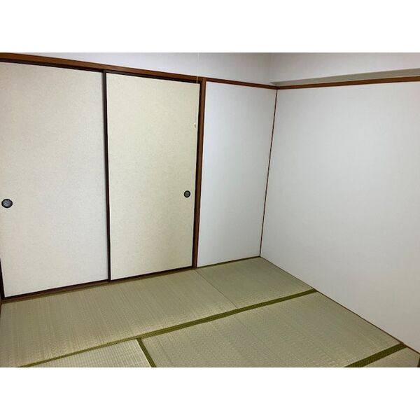 リパルティーレ津新町 室内写真8