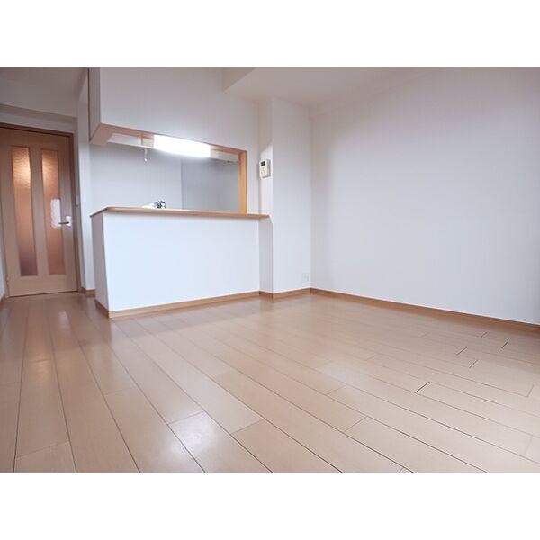 ラフォーレ東山 室内写真1
