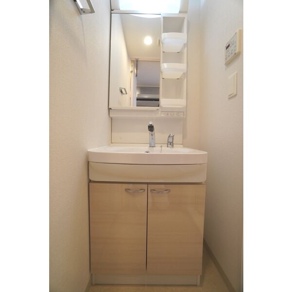 プライムアーバン御堂筋本町 室内写真3