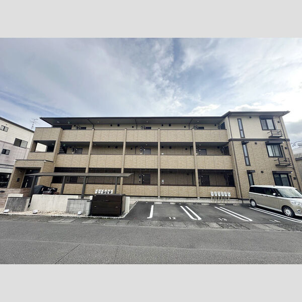 エミネンス山崎