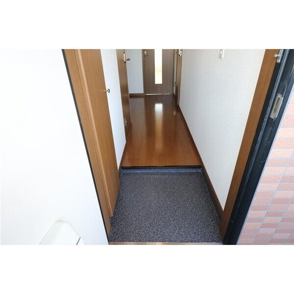 アンプルール フェール ロワイヤル 室内写真1