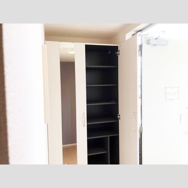 ルーチェ モンテ 室内写真2