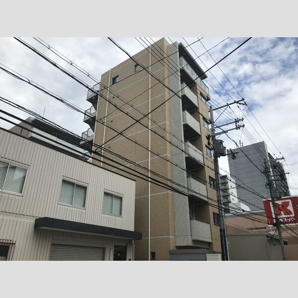 ラウレア