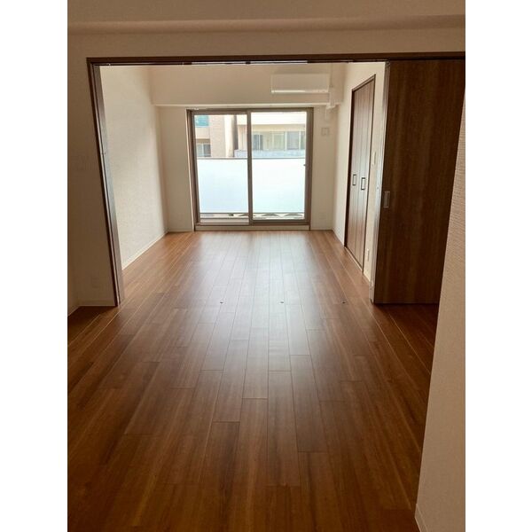 フォーリアライズ本町レクス 室内写真1