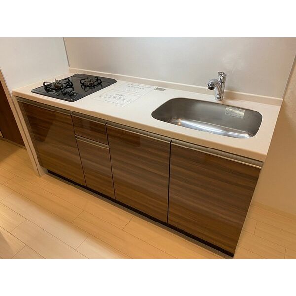 フォーリアライズ本町レクス 室内写真3