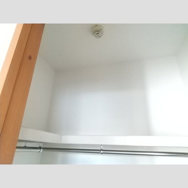 ラトゥール江坂 室内写真1
