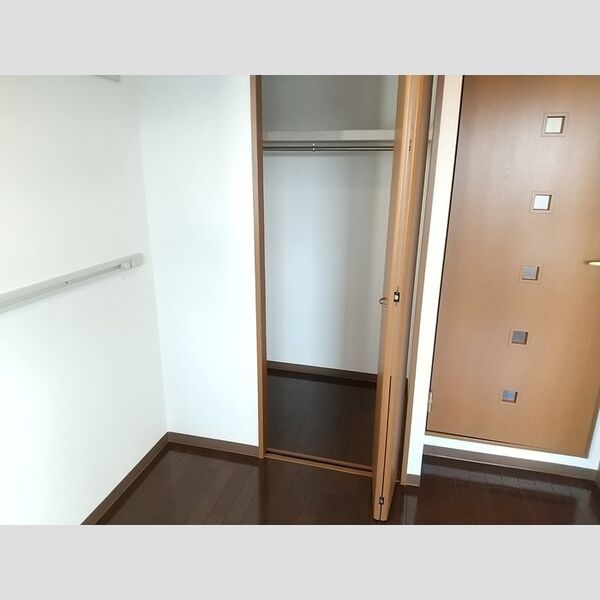ラトゥール江坂 室内写真7