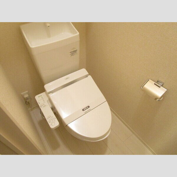イーリスガーデン 室内写真8