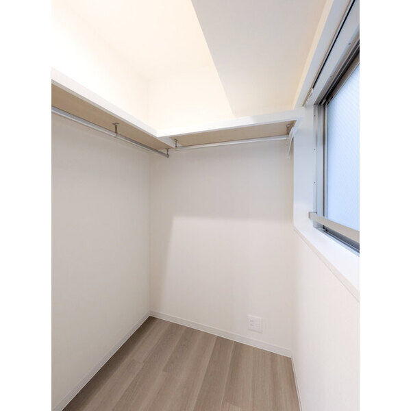 ルクレ新川レジデンス 室内写真5