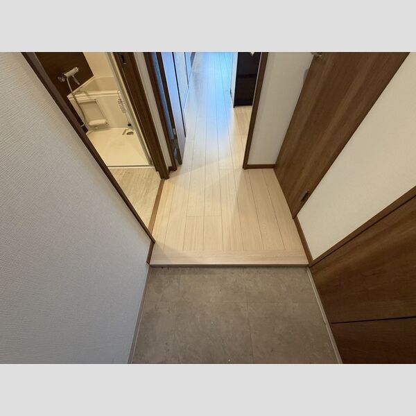 THE RESIDENCE 二条駅前 室内写真2