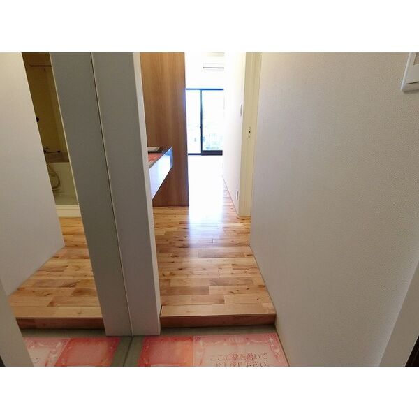 インザグレイス弁天町IIみなと通 室内写真1
