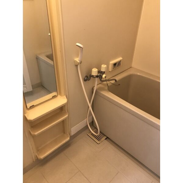 シャトー弁天弐番館 室内写真4