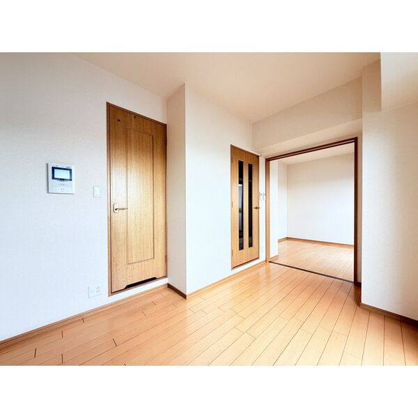 アーバンフラッツ新栄 室内写真3