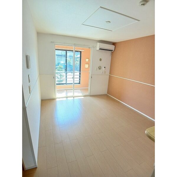 プラシード緑町 室内写真1