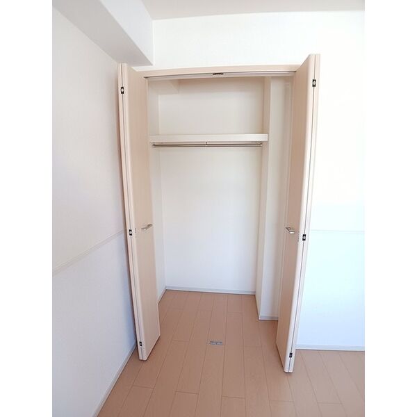 プラシード緑町 室内写真6