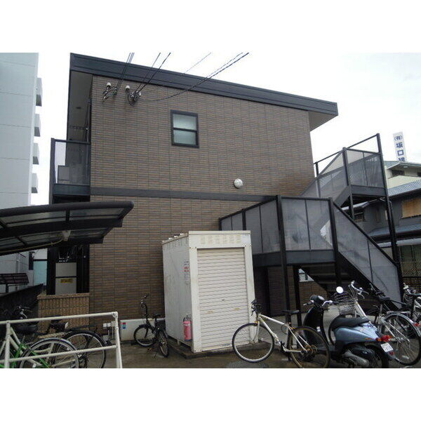 アンプルール 茶谷
