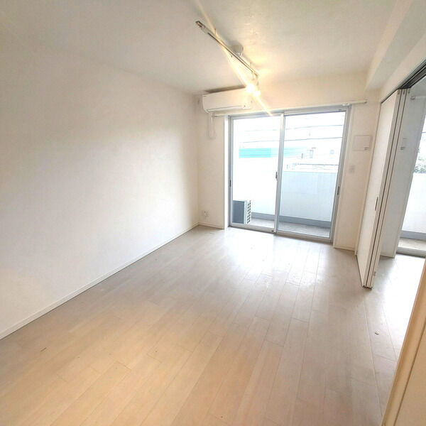 クレール三軒茶屋 室内写真1