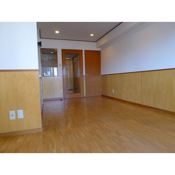 04_ENSHOW　QUATTRO 室内写真2