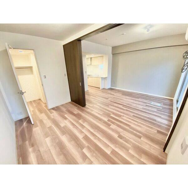 S-RESIDENCE茶屋ヶ坂East 室内写真8