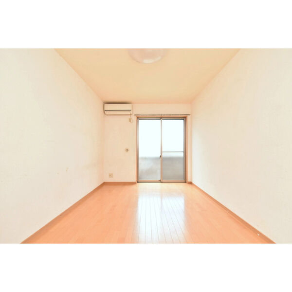 アムール西京極 室内写真1