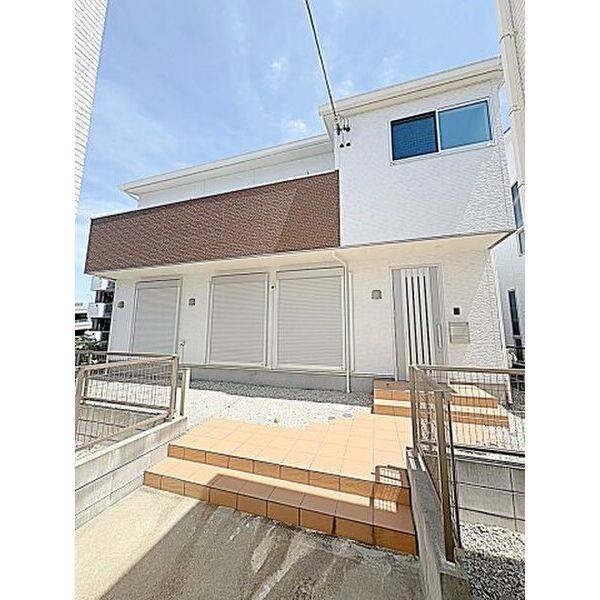 バンクーバー1124代万町 建物画像