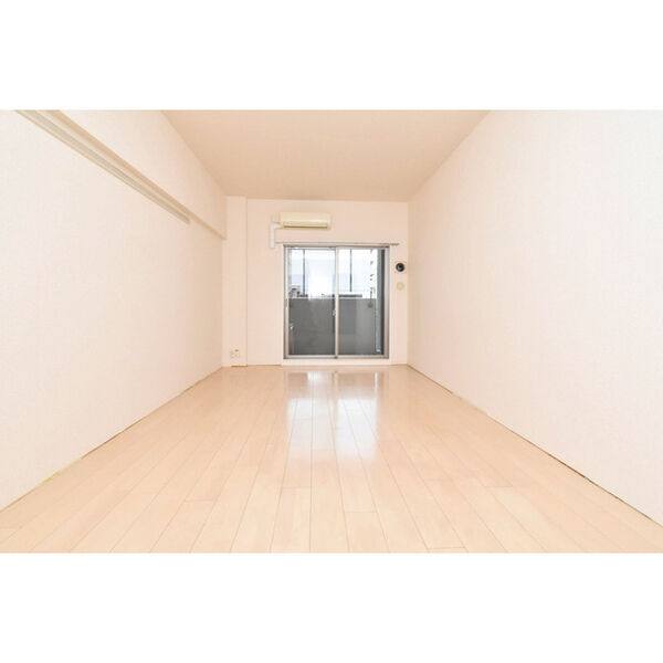 Gramercy Sakae 室内写真1