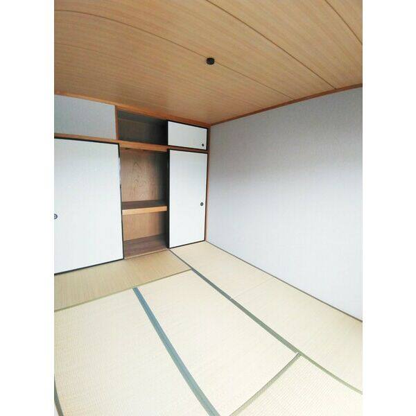 ミレニアム向台 室内写真3