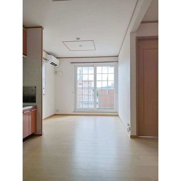 est Palazzo 室内写真2