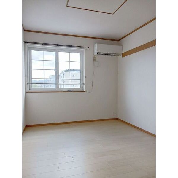 est Palazzo 室内写真7