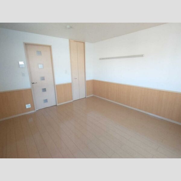 Sun Heights 室内写真1