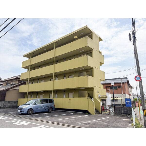 Bee 建物画像