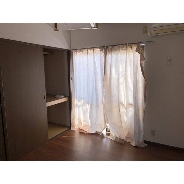 メゾン緑山 室内写真2