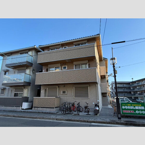 ブランドール椿原