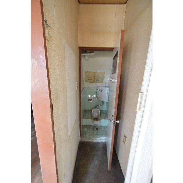 清本町店舗付き住宅 室内写真4