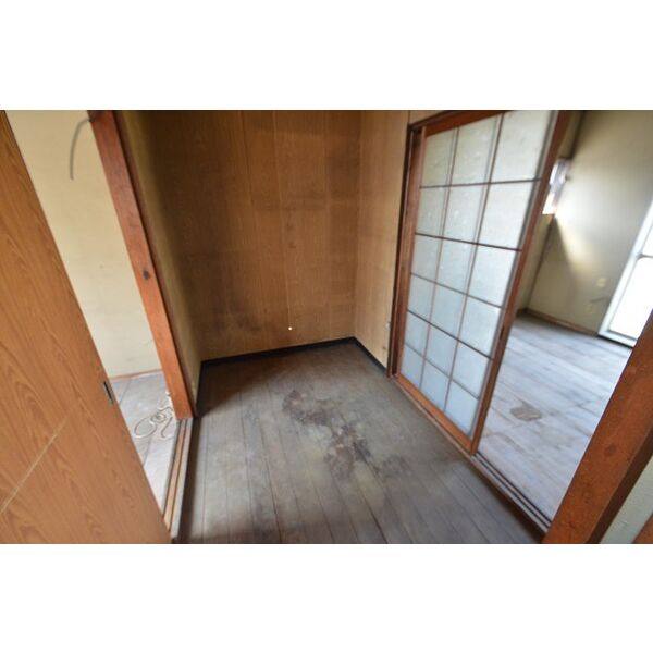 清本町店舗付き住宅 室内写真6