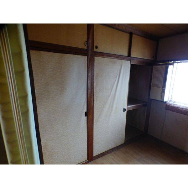 清本町店舗付き住宅 室内写真3