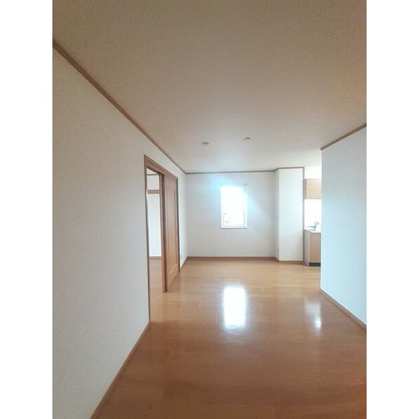 ブリッサ日高Ⅰ 室内写真1